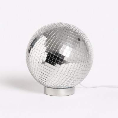 Lampe boule Disco - Maison James Close à Antibes Lampe boule Disco - Maison James Close à Antibes
